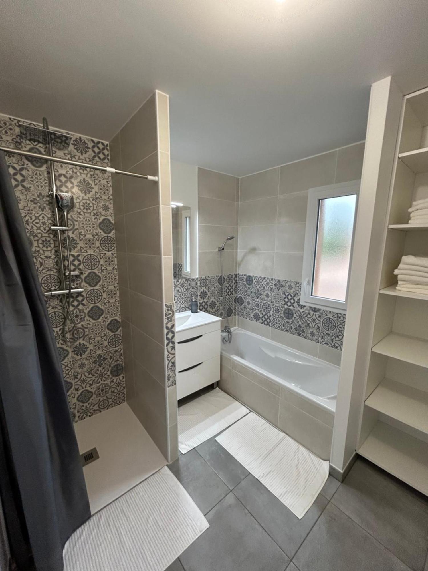 Hébergement de vacances Maison De *